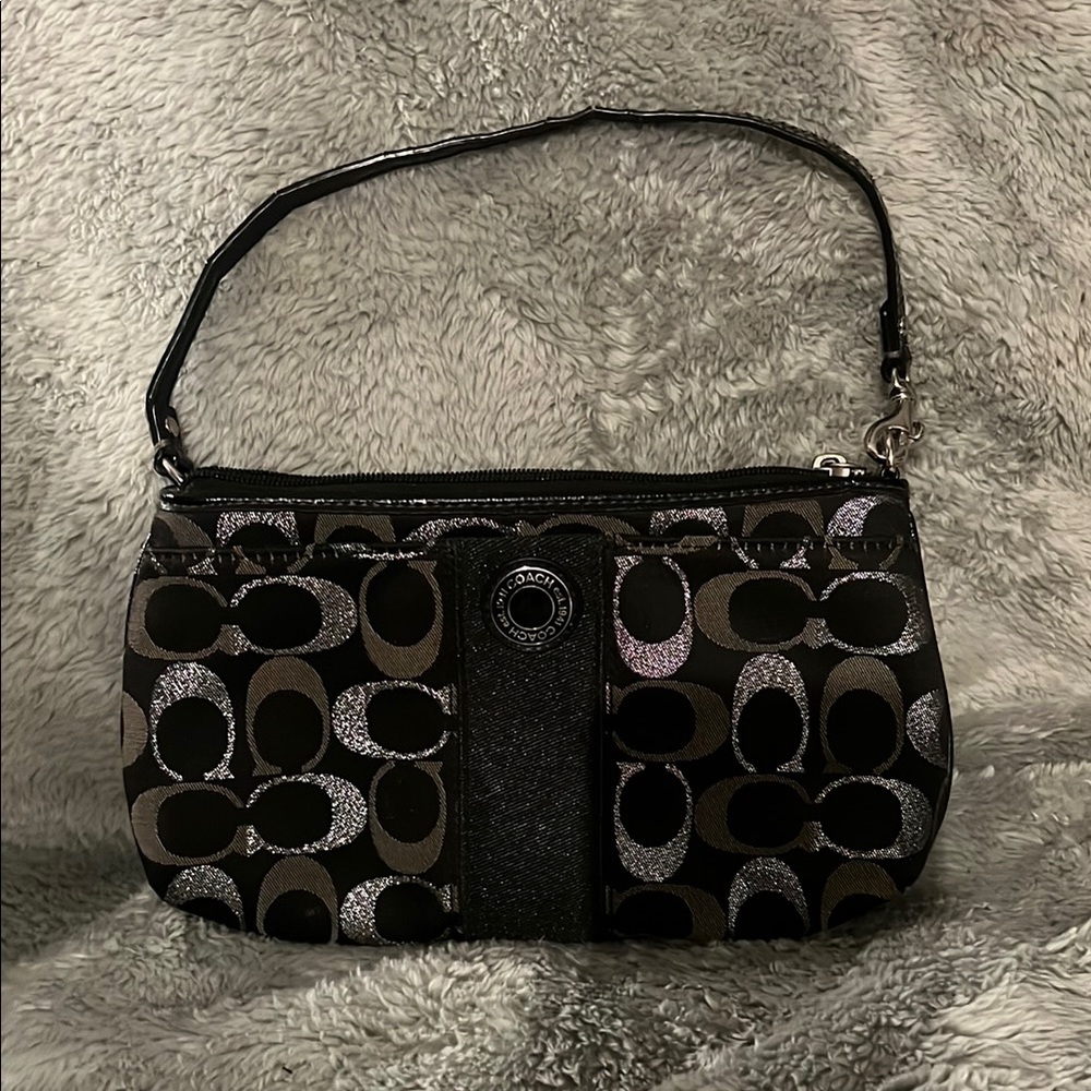 coach brand new hand/shoulder bag